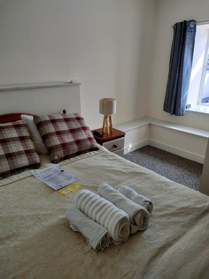 Sunnymead Guest House 애버리스트위스 외부 사진